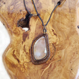 Boho Handcrafted Vegetal Leather Necklace with Brown Agate Setting - Quality Unisex Gift Fashion Jewelery