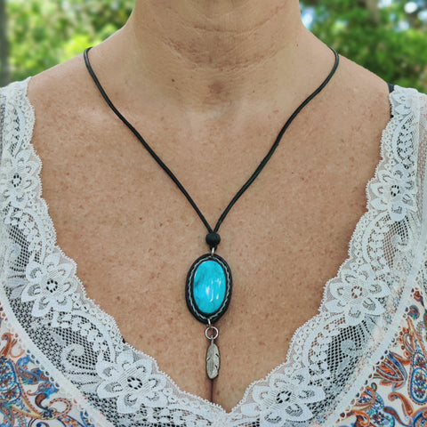 Handcrafted Genuine Vegetal Leather Necklace with Firuze Stone setting-Unique Lifestyle Gift Unisex Fashion Leather Jewelry
