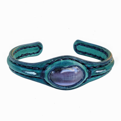 Handcrafted Genuine Green Vegetal Leather Bracelet with Gray Cat Eye Stone Setting-Unisex Gift Fashion Jewelry Cuff.