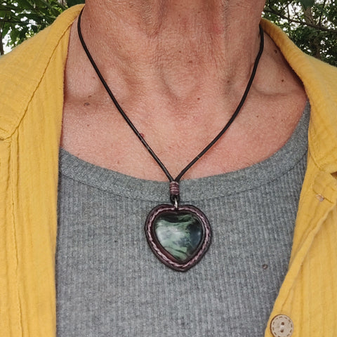 Bohemian Unique Handcrafted Genuine Vegetal Leather Necklace with Black Agate Stone-Lifestyle Unique Gift Unisex Fashion Leather Jewelry