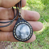 Boho Handcrafted Genuine Vegetal Leather Necklace with White and Gray Agate Stone-Unique Unisex Gift Fashion Jewelry